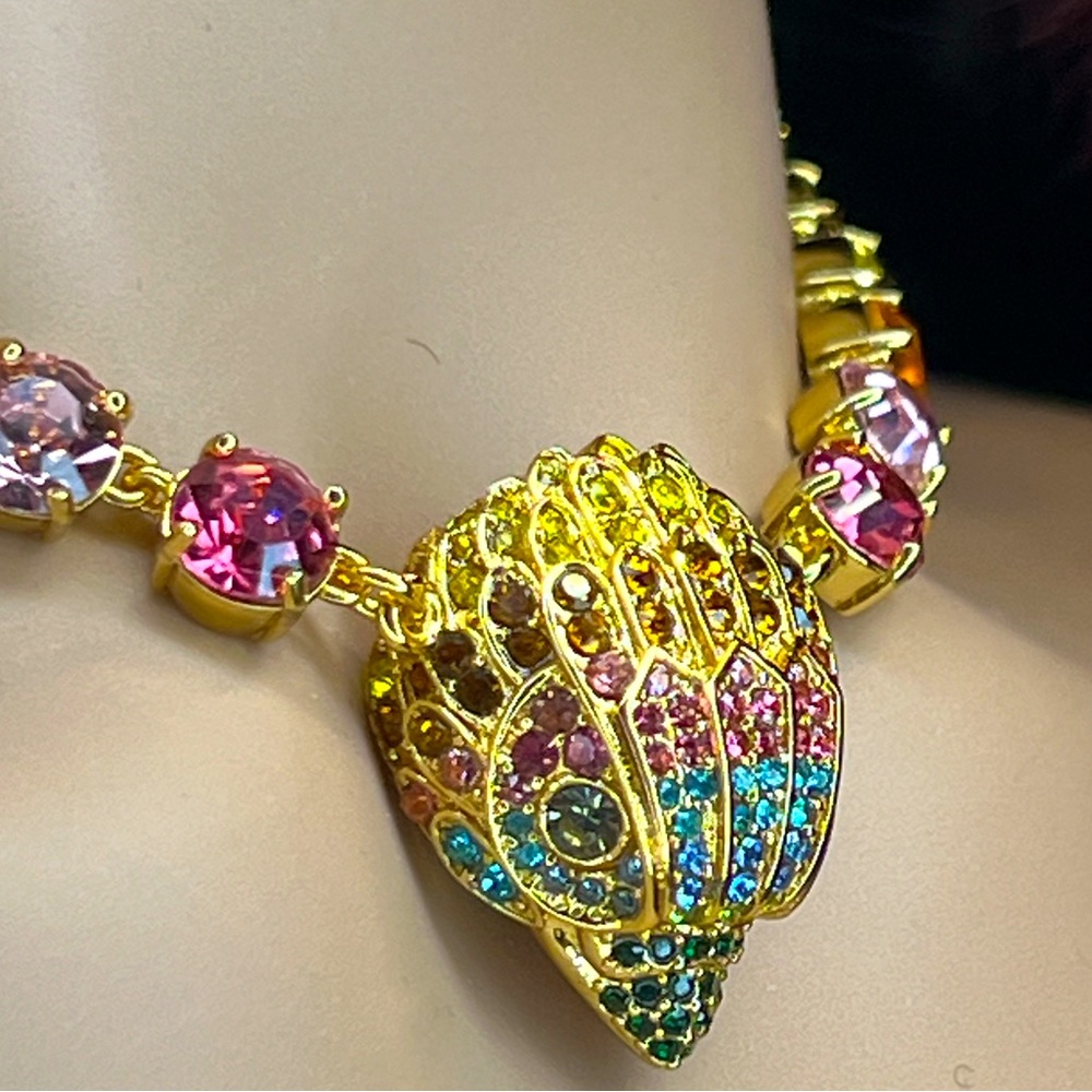Kurt Geiger London NWT  Signature Eagle Pastel RhineStone Necklace (J153) - Picture 8 of 9